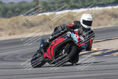 media/Oct-13-2025-Moto Forza (Mon) [[a66d839500]]/2-A Group/Session 3 (Turn 16)/